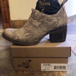 Freebird Sadie Booties: worn twice!